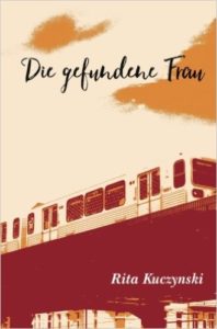 In >>Die gefundene Frau<< beschreibt Rita Kuczynski mit poetischer Kraft und großer Leichtigkeit, wie das Abstreifen der Vergangenheit zur Chance wird. Ein eindringlicher Roman über die Heimatlosigkeit in einer Metropole.